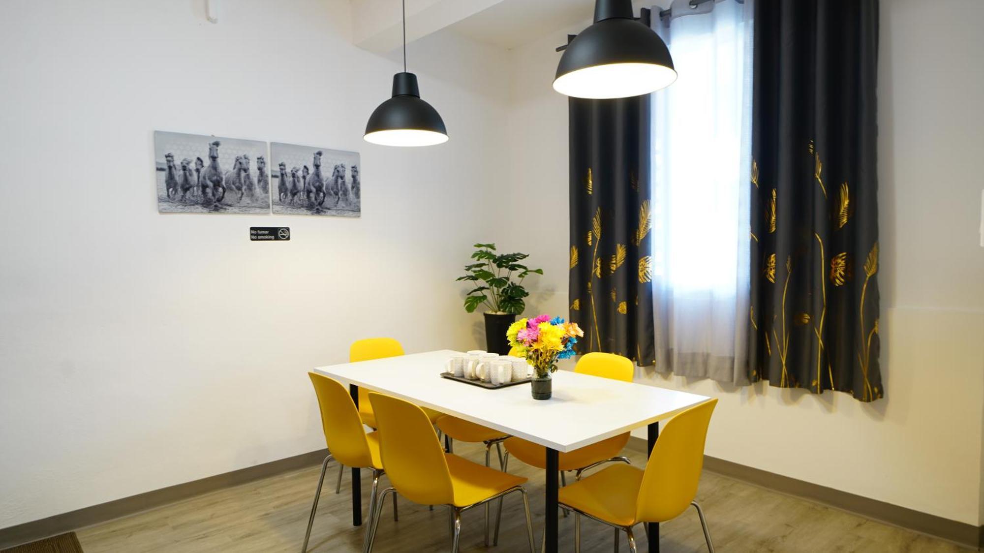 Caribbean Stars San Juan Airport Aparthotel Carolina Bagian luar foto
