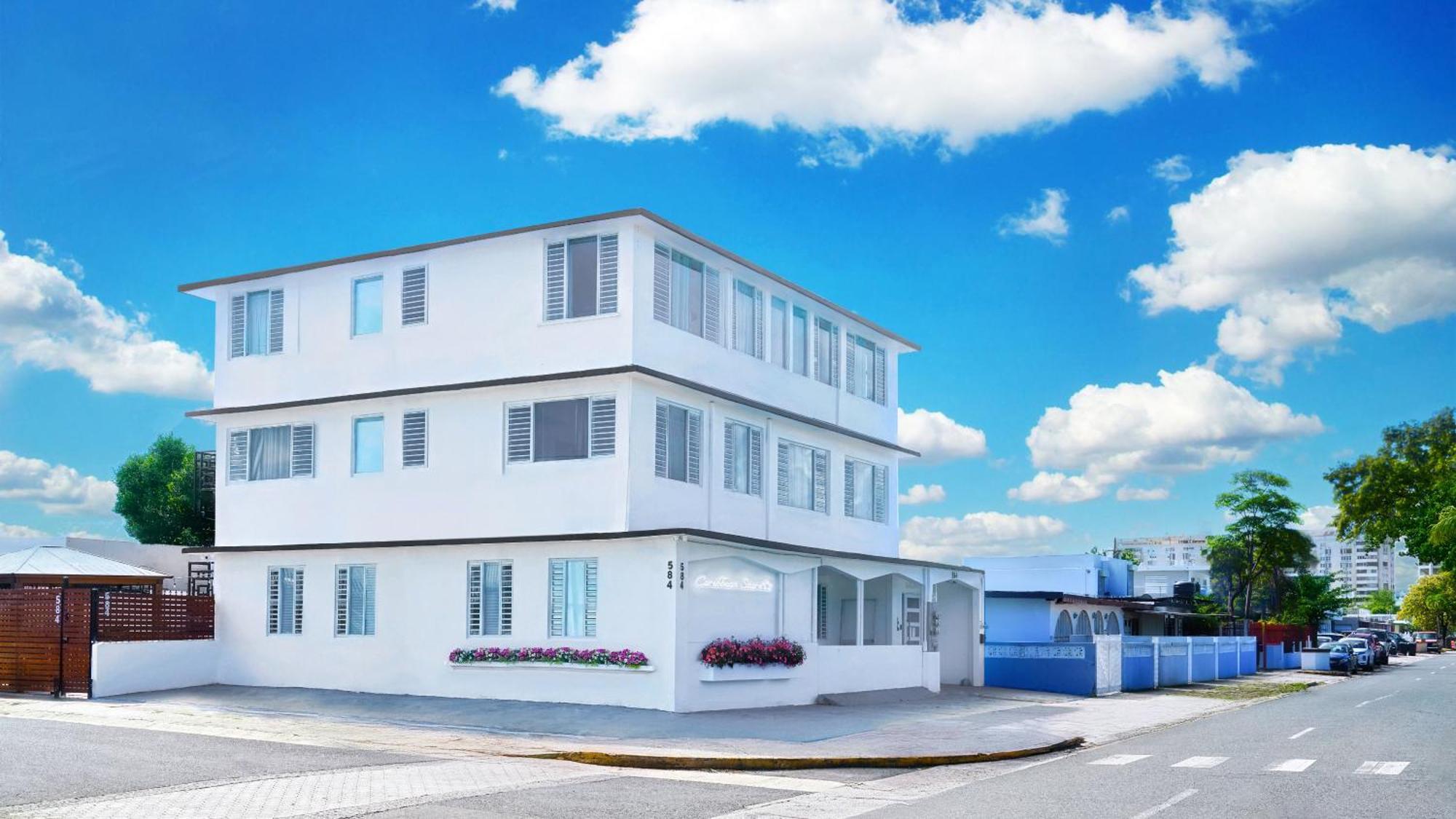Caribbean Stars San Juan Airport Aparthotel Carolina Bagian luar foto